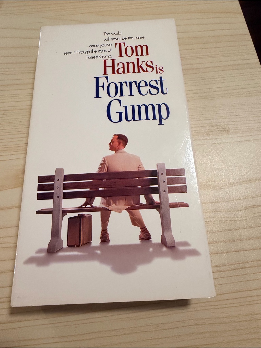 Forrest Gump (Movie Tie-In) — White Cover